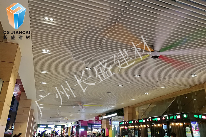 铝蜂窝板幕墙铝挂片吊顶效果图
